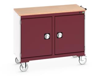 41006001.** Bott Cubio Mobile Cabinet / Maintenance Trolley measuring 1050mm wide x 525mm deep x 890mm high. Storage comprises of 2 x Cupboards (525mm wide x 600mm high)....
